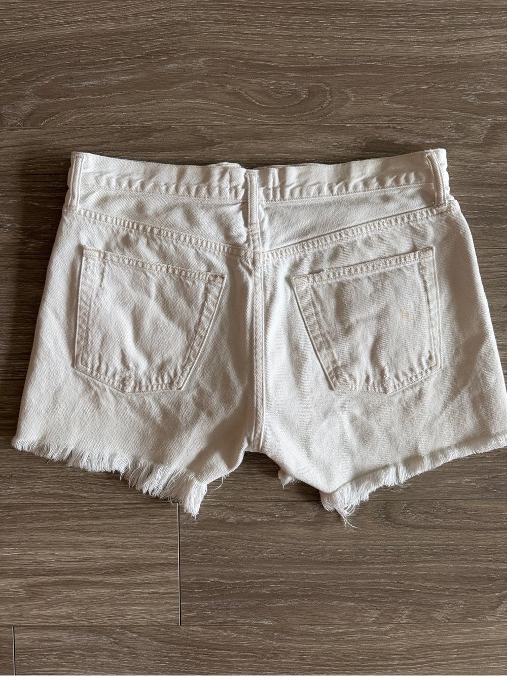 Agolde White High-Rise Frayed Hem Jean Shorts - Picture 10 of 10